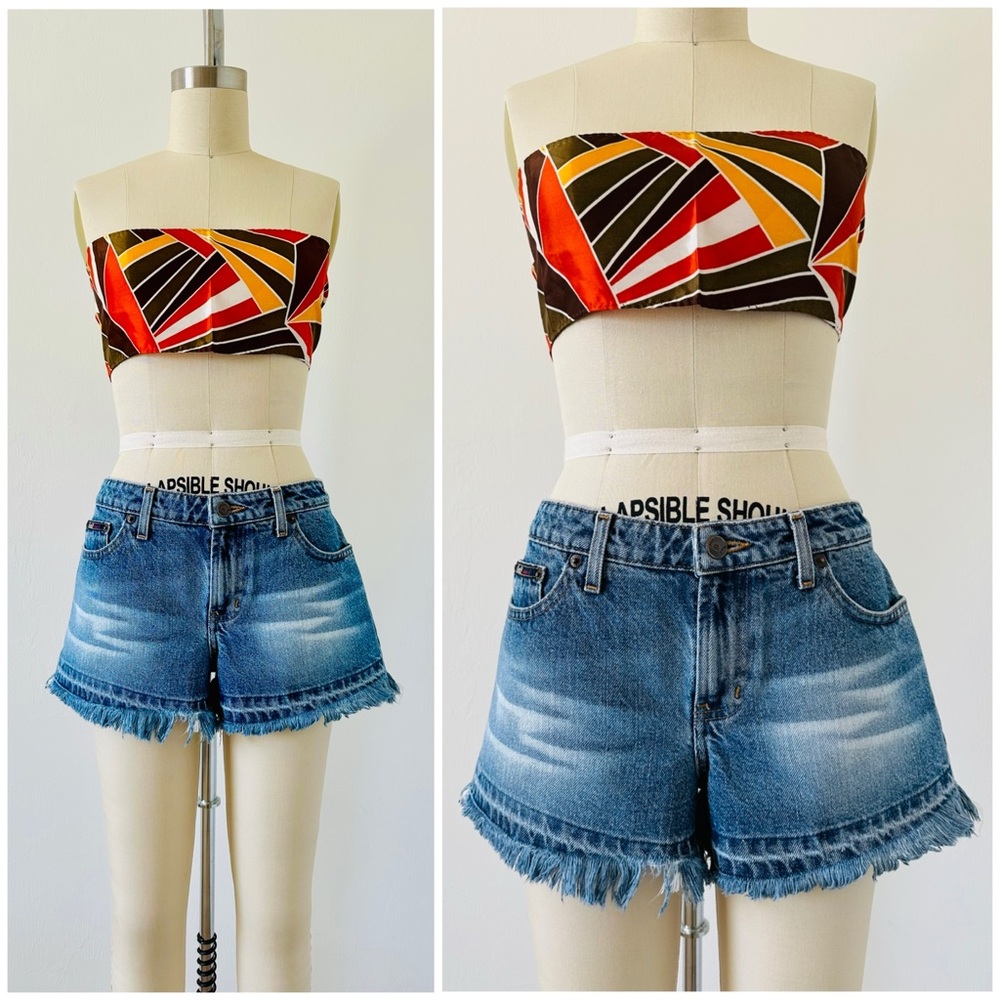 Vintage 90’s/Y2K l.e.i. Cut Off Denim Booty Shorts